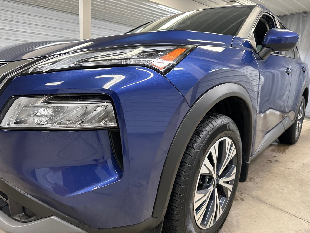 Used 2023 Nissan Rogue SV AWD/4WD image 31