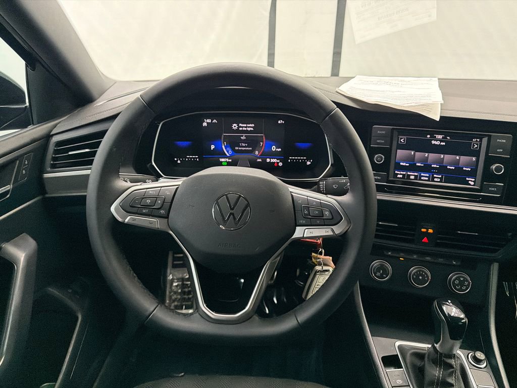 Used 2024 Volkswagen Jetta Sport FWD image 21