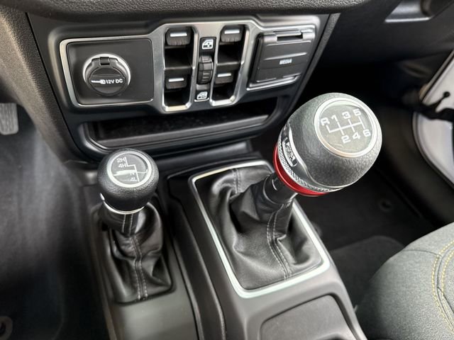 Used 2025 Jeep Wrangler Sport image 20