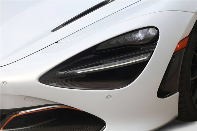 Used 2020 McLaren 720S Spider RWD image 2