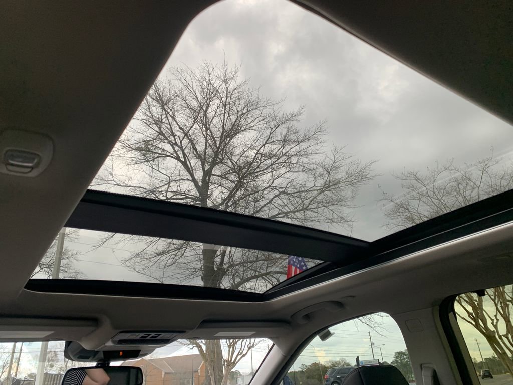 Used 2023 Nissan Rogue Platinum w/ Platinum Premium Package image 21