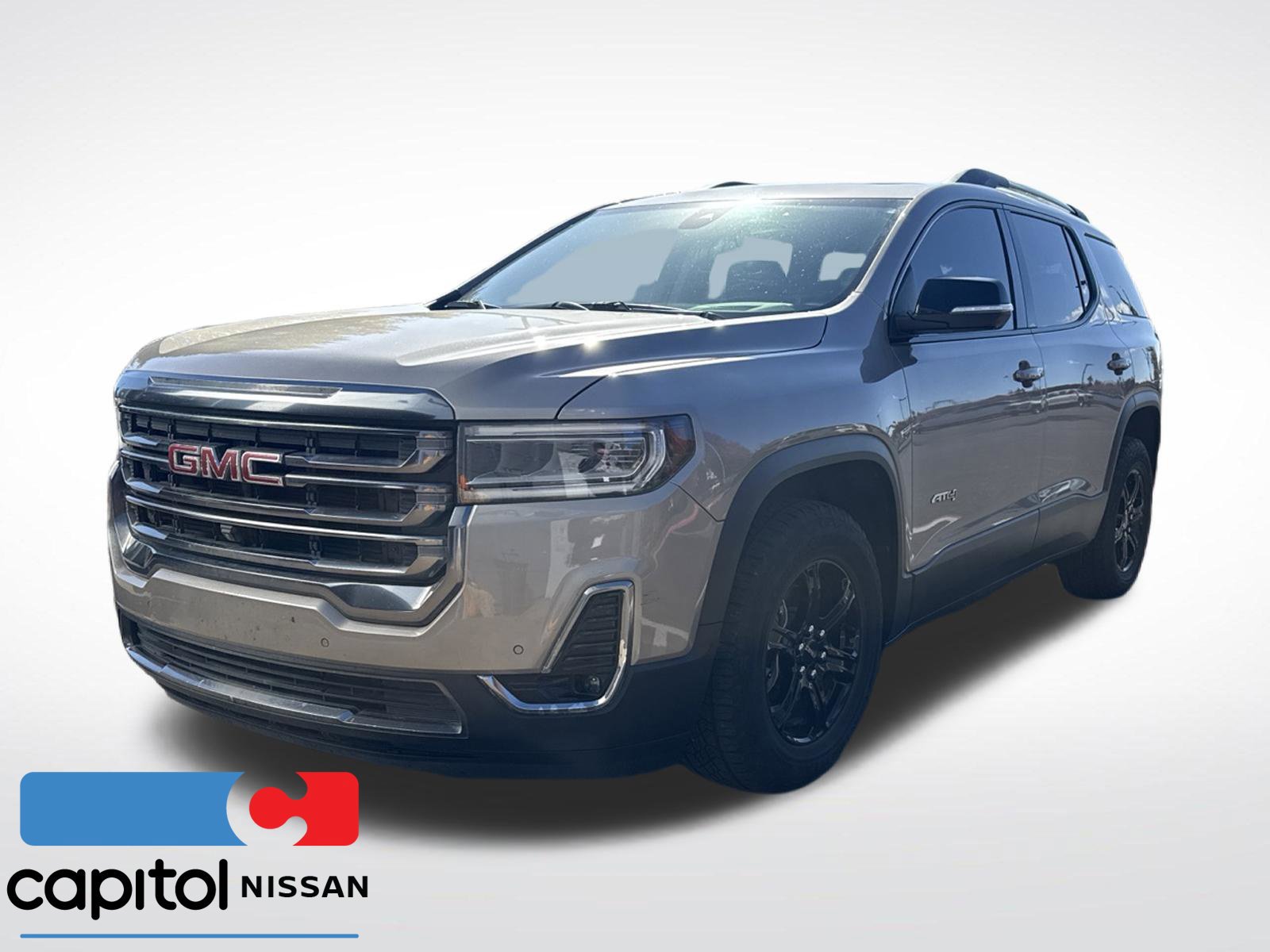 Used 2023 GMC Acadia AT4 w/ Technology Package AWD/4WD image 2