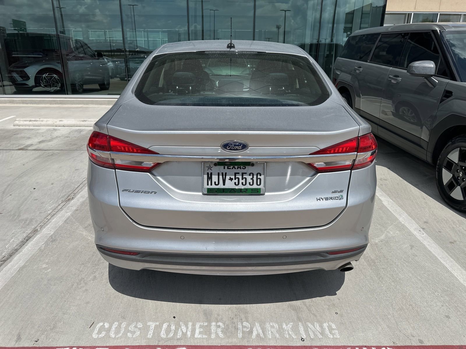 Used 2017 Ford Fusion SE image 7