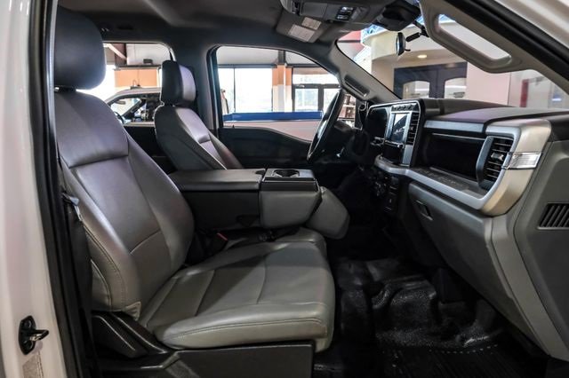 Used 2023 Ford F350 XL w/ FX4 Off-Road Package image 26