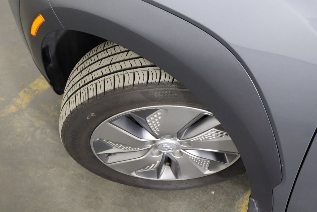 Used 2021 Hyundai Kona Ultimate FWD image 44