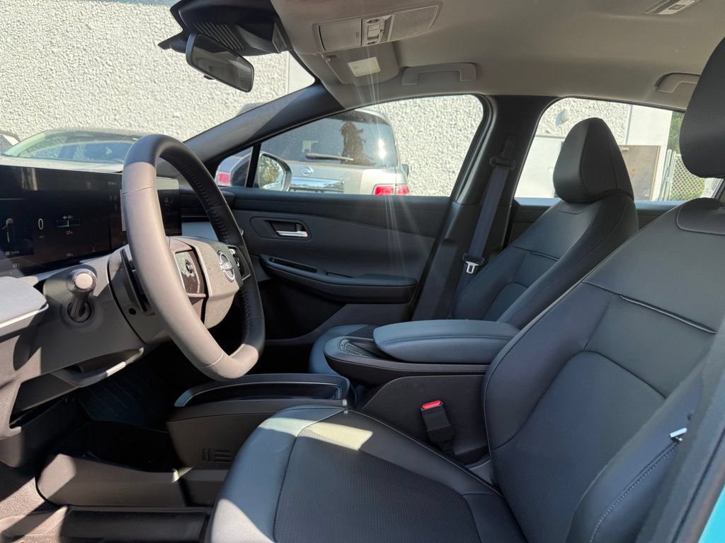 New 2026 Nissan Leaf SV Plus w/ Floor Mat Package (SV+) FWD image 13