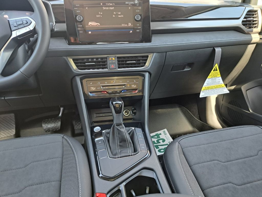 New 2026 Volkswagen Taos SE image 21