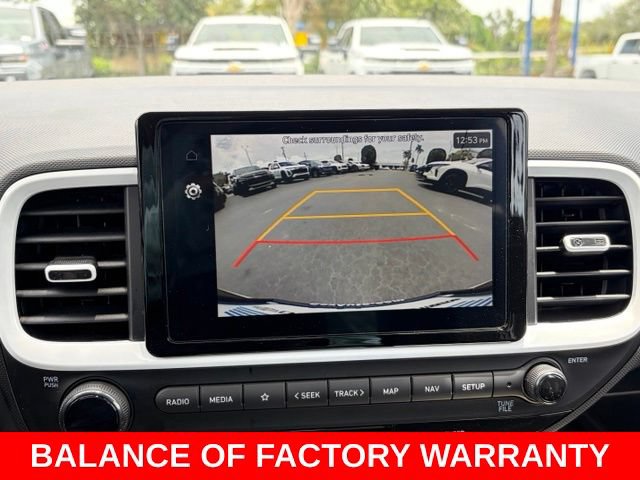 Used 2025 Hyundai Venue Limited FWD image 23