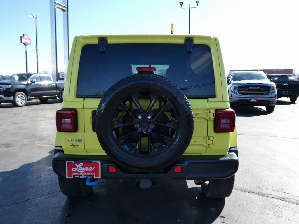 Used 2023 Jeep Wrangler Unlimited Sahara w/ Cold Weather Group image 6