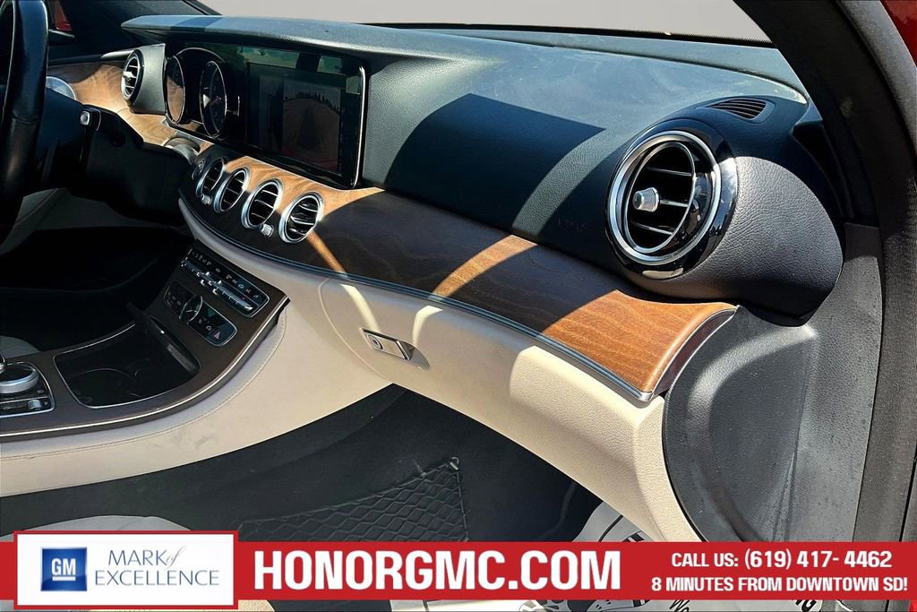 Used 2019 Mercedes-Benz E 300 image 25