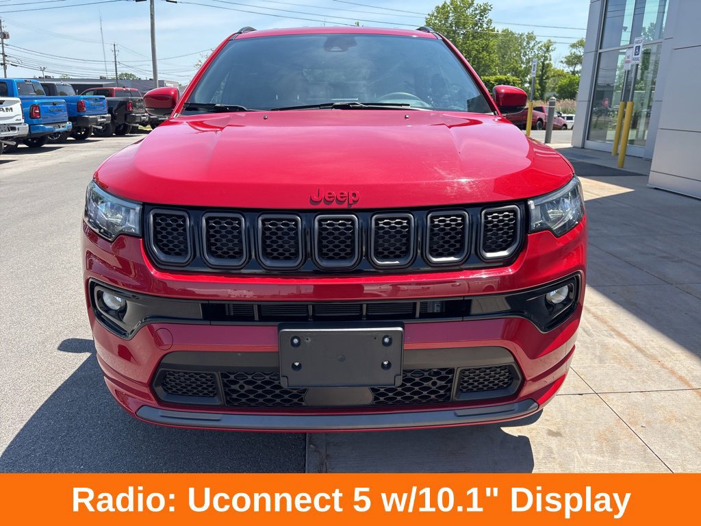 Used 2023 Jeep Compass Limited AWD/4WD image 7