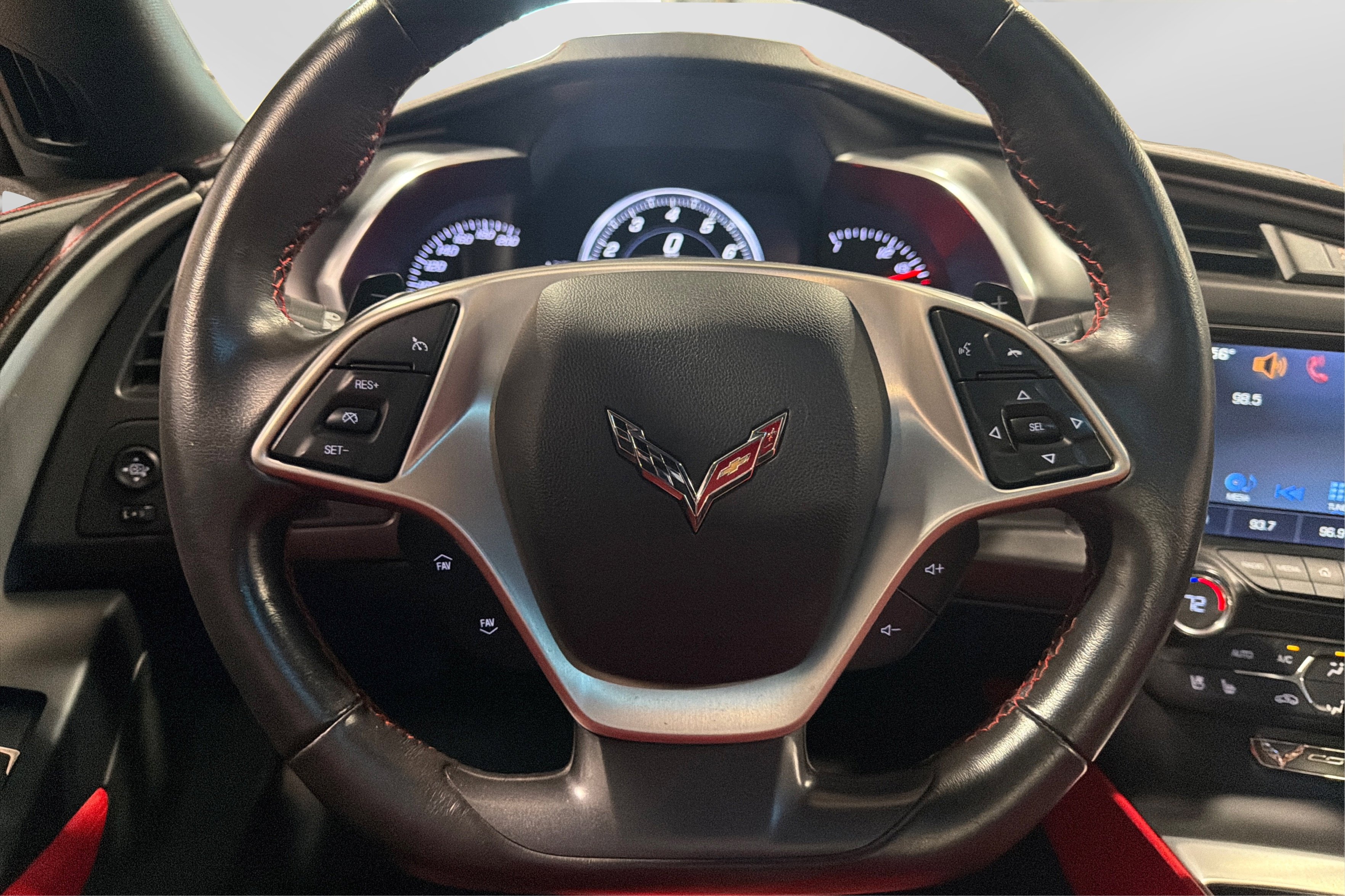 Used 2016 Chevrolet Corvette Stingray Convertible Z51 2LT w/ 2LT Preferred Equipment Group RWD image 25