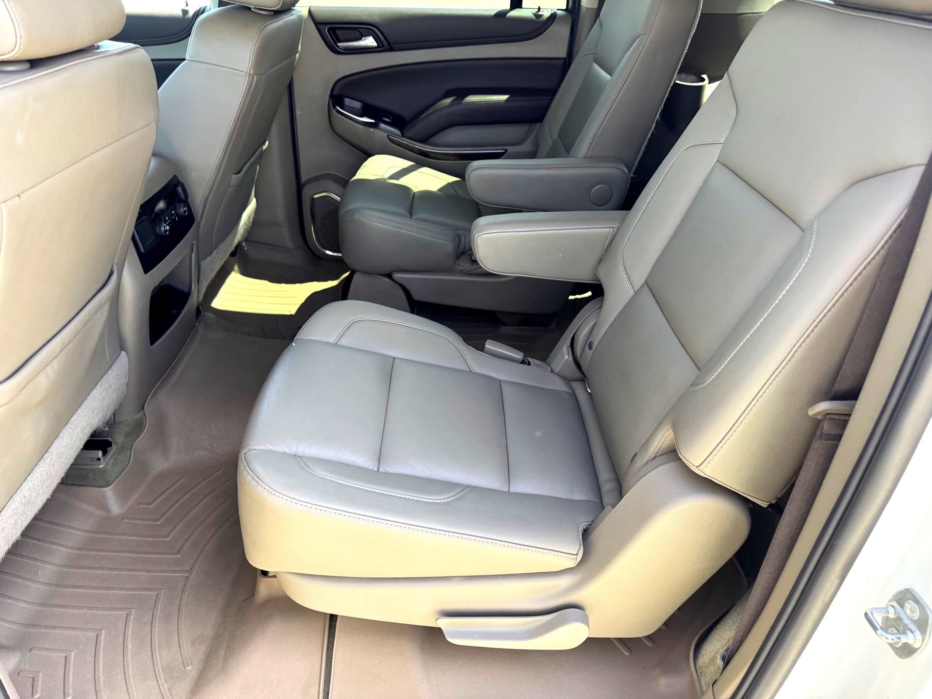 Used 2019 Chevrolet Suburban LT w/ Texas Edition Package image 20