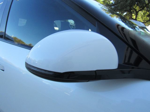 Used 2024 Genesis GV60 RWD image 25