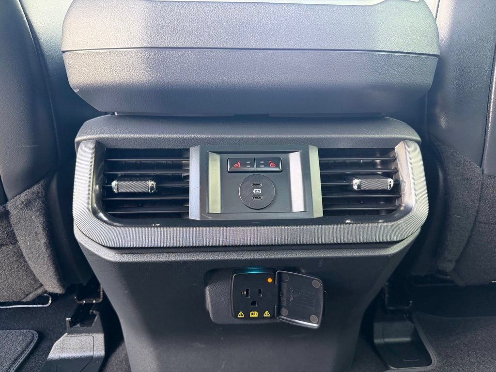 Used 2025 Ford F150 Platinum w/ FX4 Off-Road Package AWD/4WD image 23