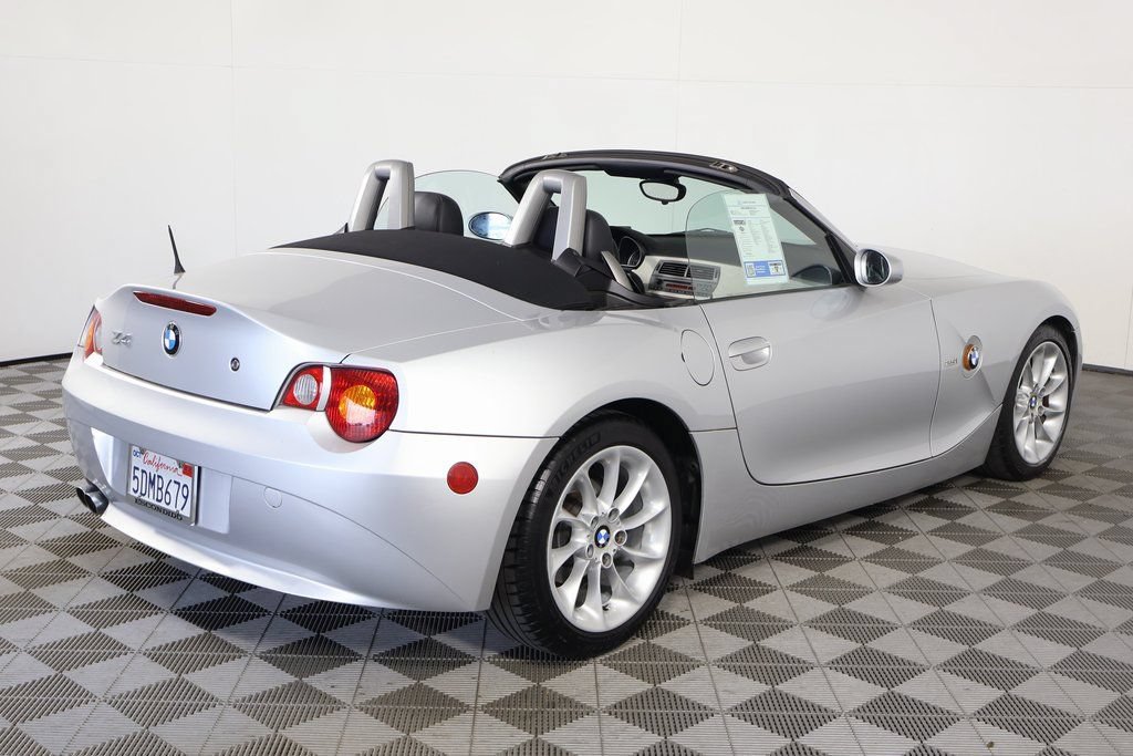 Used 2003 BMW Z4 2.5i RWD image 8