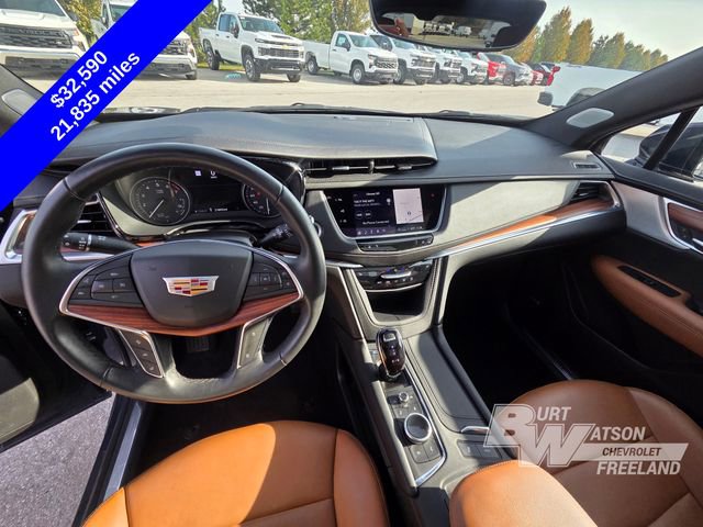 Used 2024 Cadillac XT5 Premium Luxury w/ Technology Package image 8