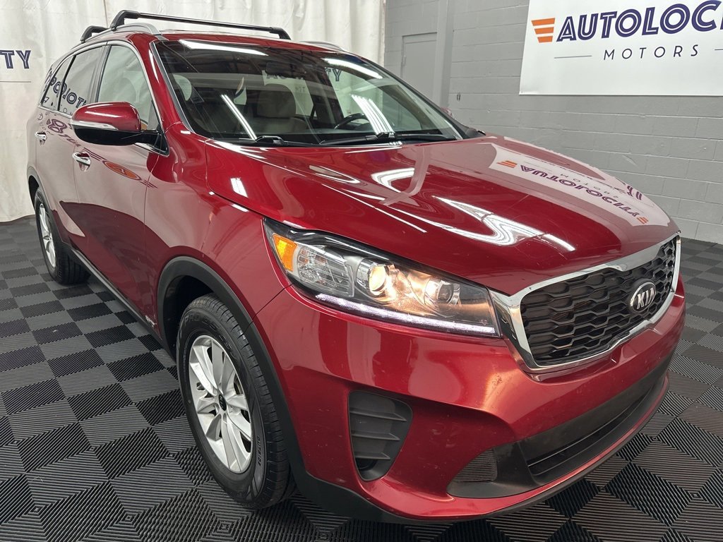 Used 2019 Kia Sorento LX w/ LX Convenience Package image 2