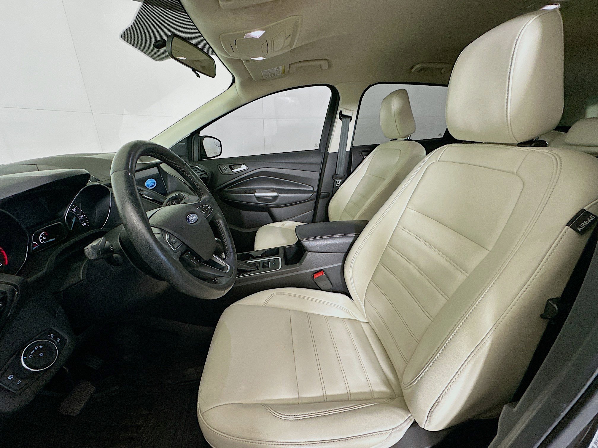 Used 2018 Ford Escape SEL w/ SEL Sport Appearance Package image 13