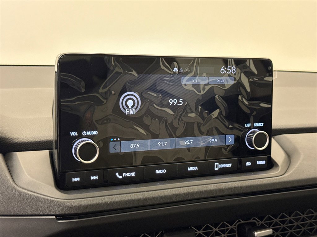 New 2025 Honda Accord SE image 17