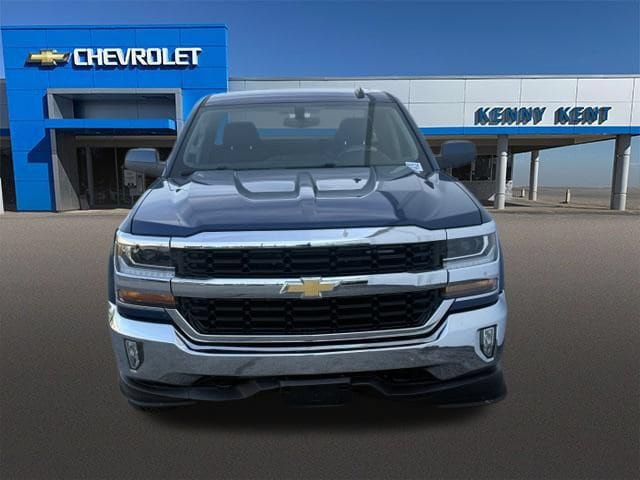 Used 2018 Chevrolet Silverado 1500 LT w/ All Star Edition AWD/4WD image 3
