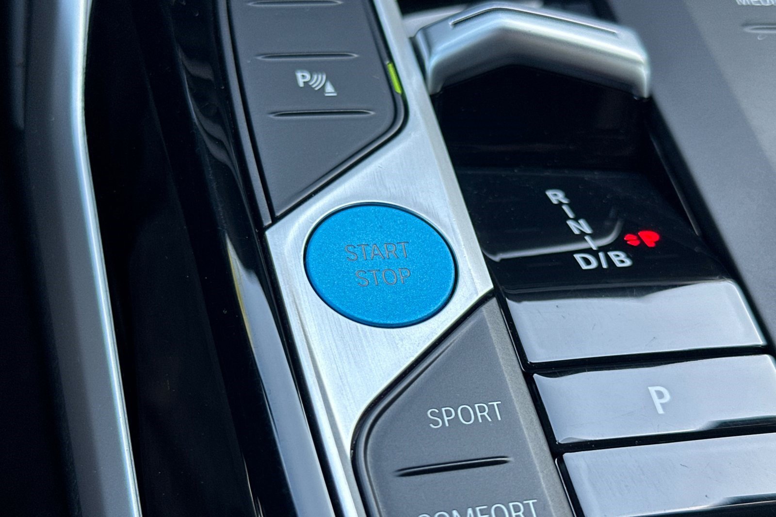 Certified 2023 BMW i4 eDrive40 w/ Premium Package RWD image 27