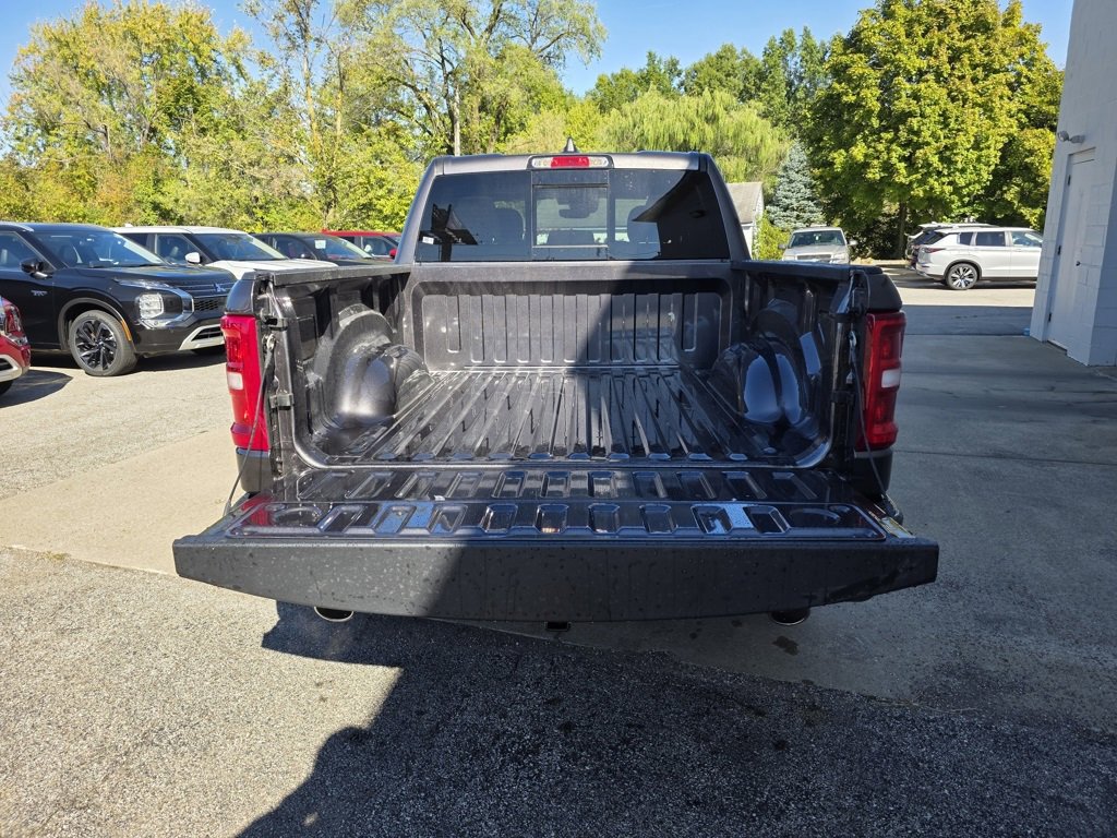 New 2026 RAM 1500 4x4 Crew Cab image 36