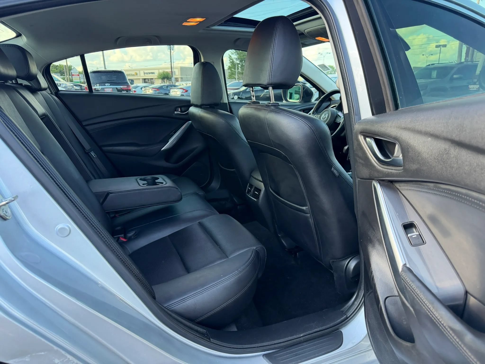 Used 2017 MAZDA MAZDA6 Touring w/ Touring Premium Package FWD image 9