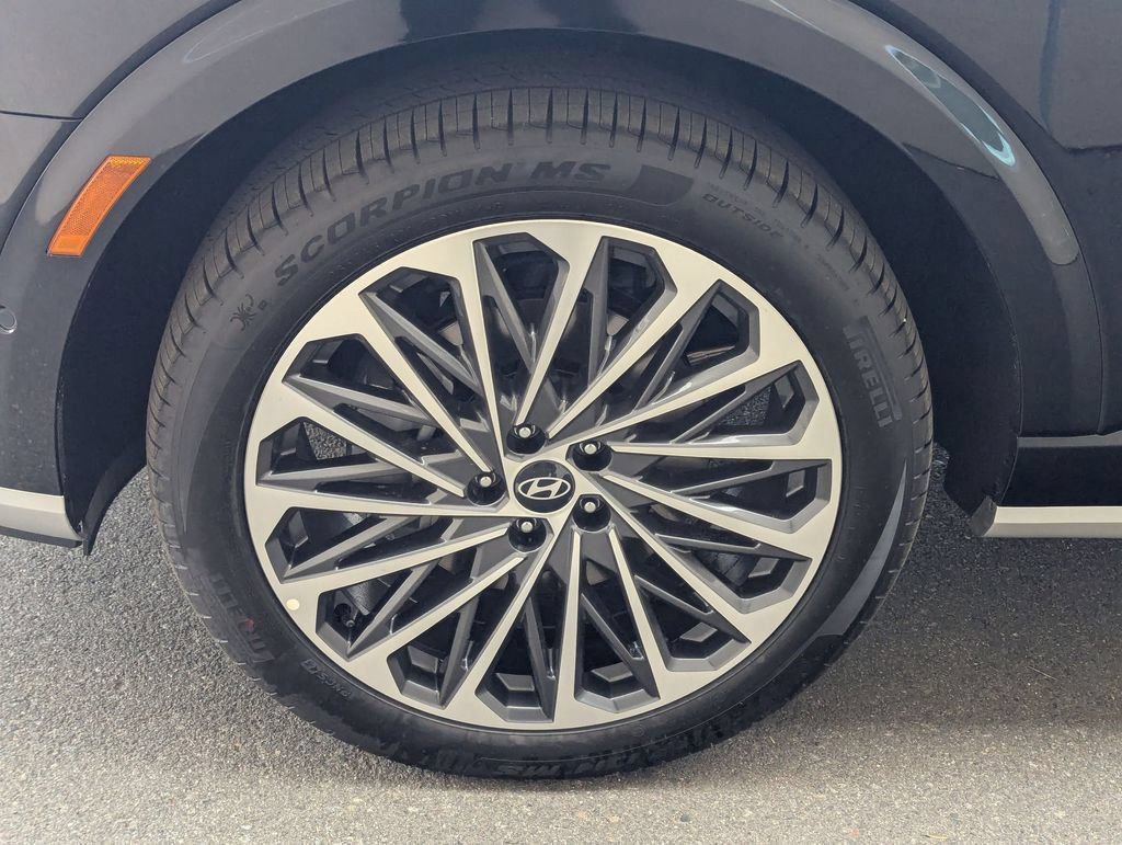 New 2026 Hyundai Palisade Calligraphy AWD/4WD image 13