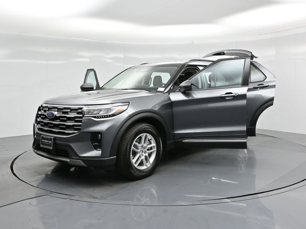 New 2025 Ford Explorer Active w/ Active Comfort Package image 30
