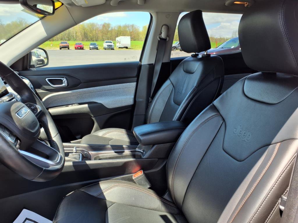 Used 2022 Jeep Compass Latitude image 13