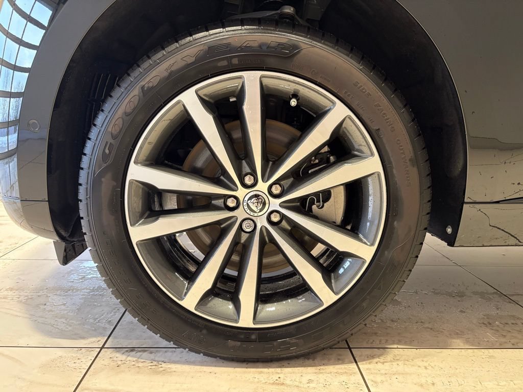 New 2026 Jaguar F-PACE R-Dynamic S AWD/4WD image 5