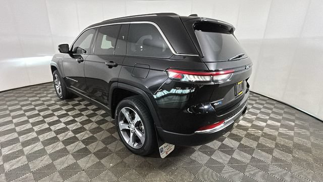 Used 2023 Jeep Grand Cherokee 4WD 4xe video 4