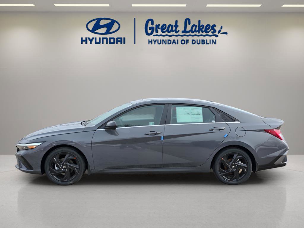 New 2026 Hyundai Elantra SEL Sport image 2