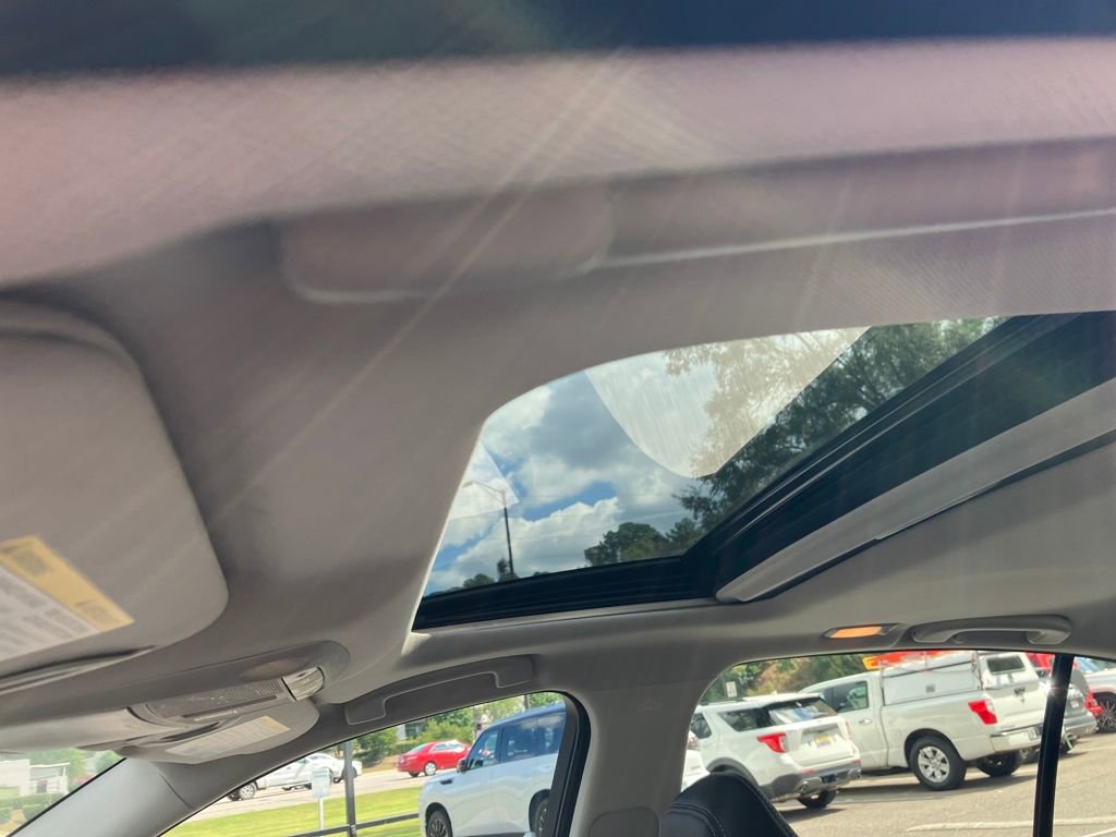 Certified 2022 INFINITI Q50 Luxe w/ Cargo Package image 10