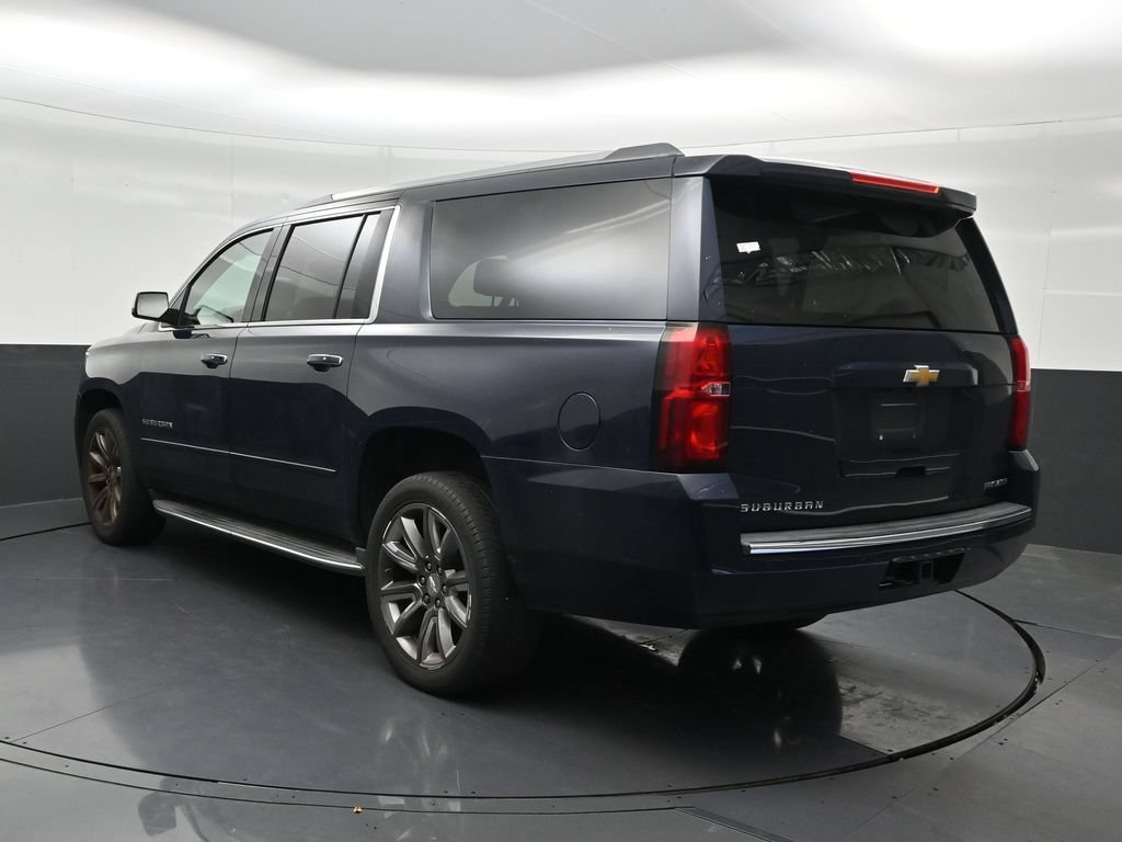 Used 2019 Chevrolet Suburban Premier RWD image 3