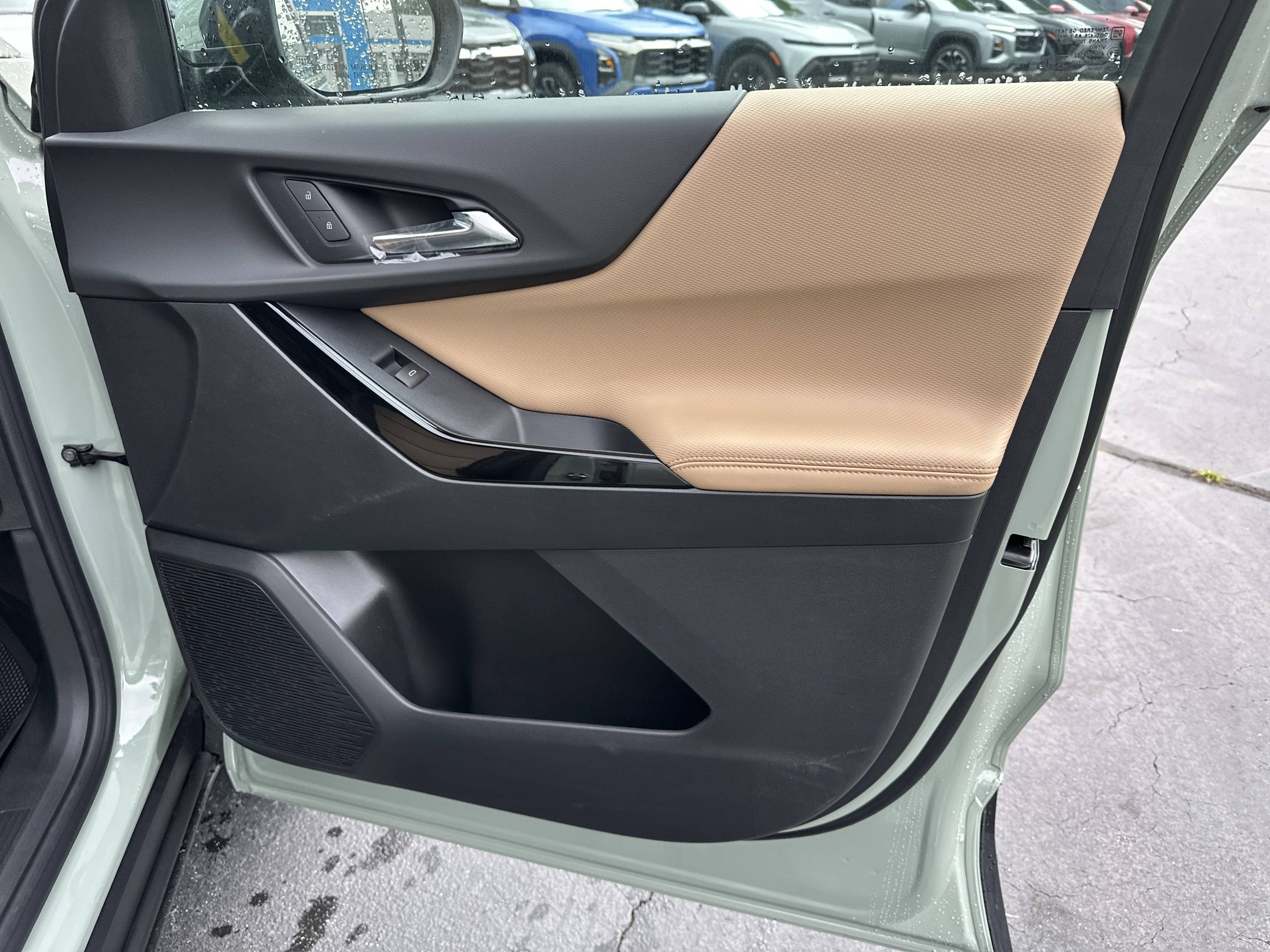 New 2026 Chevrolet Equinox ACTIV w/ Convenience Package III image 15