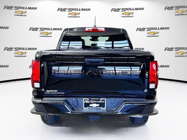 Used 2023 Chevrolet Colorado W/T image 6