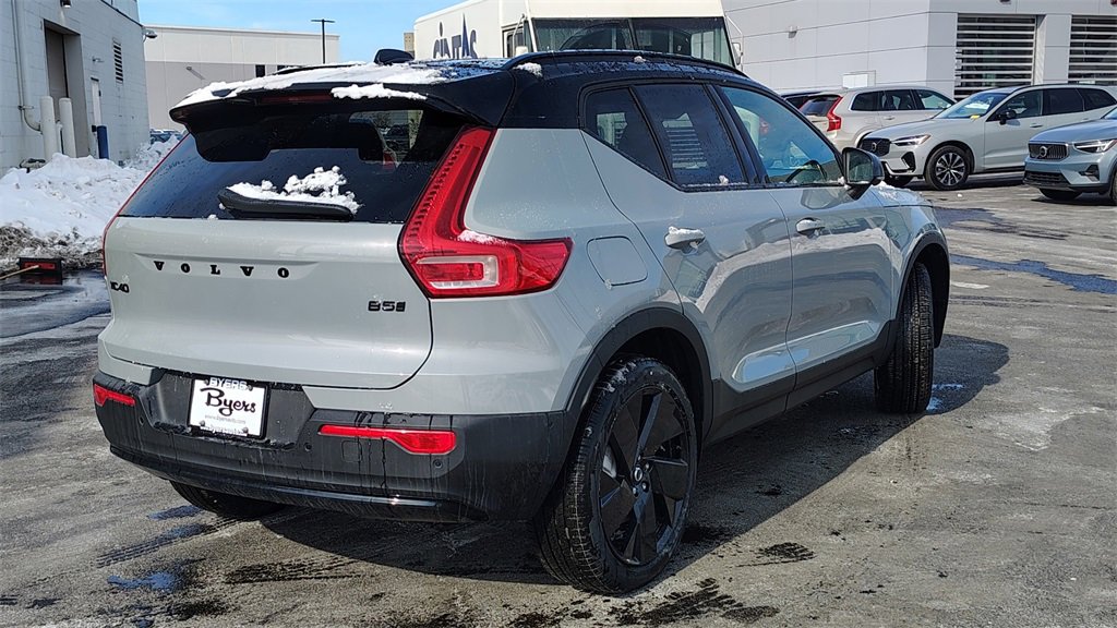 New 2026 Volvo XC40 B5 Ultra w/ Protection Package Premier image 3