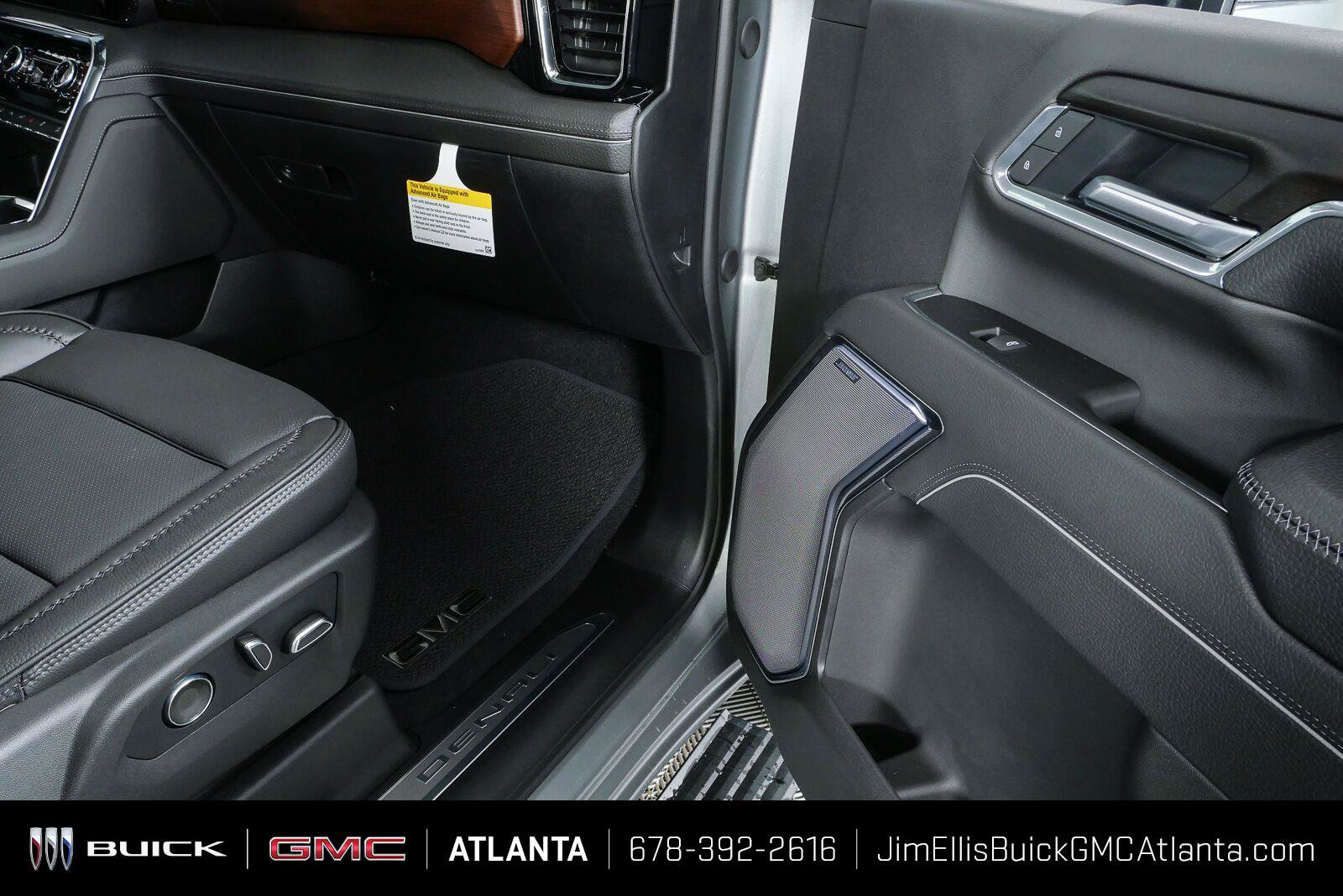 New 2026 GMC Sierra 2500 Denali w/ Denali Reserve Package AWD/4WD image 26