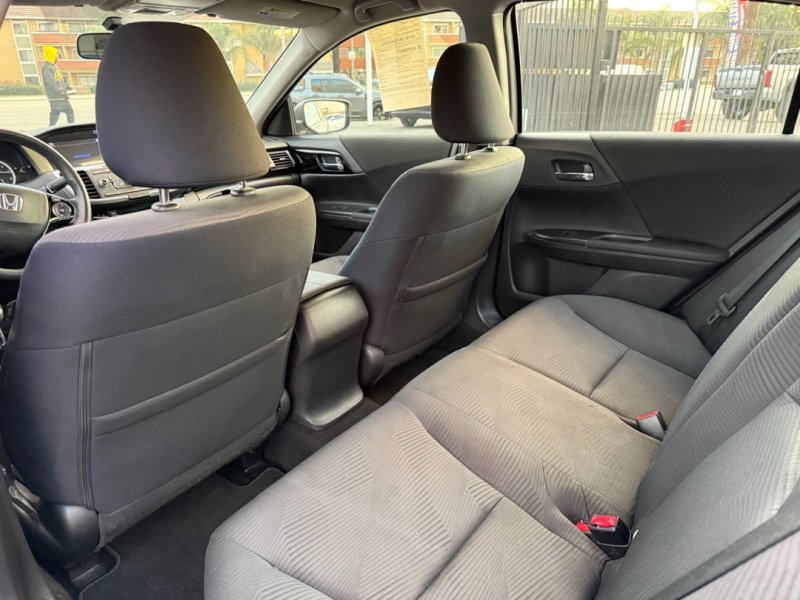 Used 2017 Honda Accord LX image 15