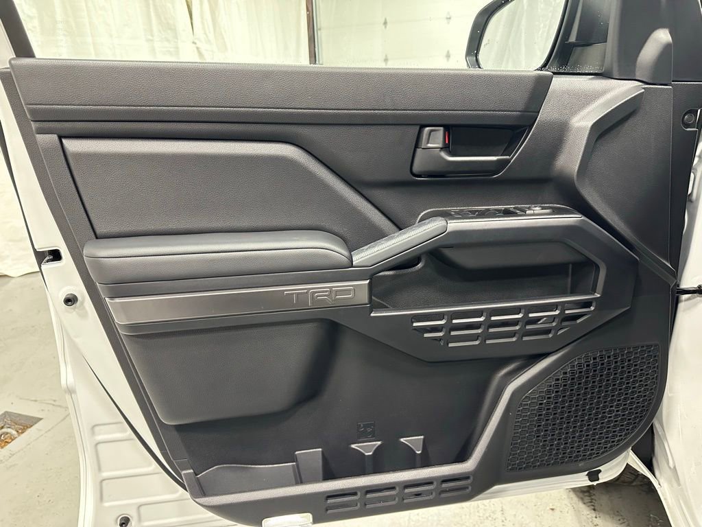 Used 2025 Toyota 4Runner TRD Sport image 8