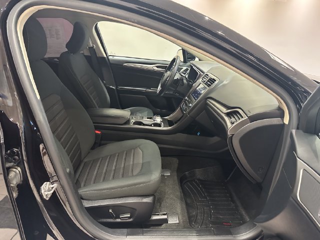 Certified 2019 Ford Fusion SE FWD image 6