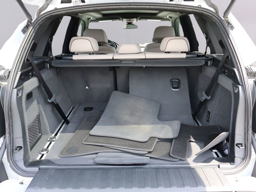 Used 2018 BMW X5 xDrive50i AWD/4WD image 17