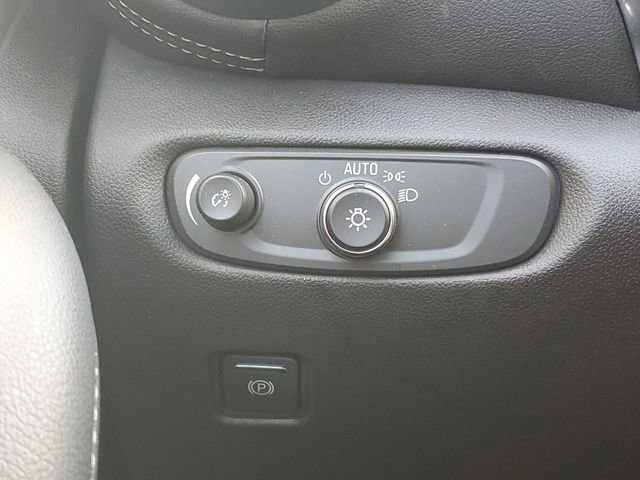 Certified 2024 Chevrolet Blazer LT w/ Convenience Package image 20