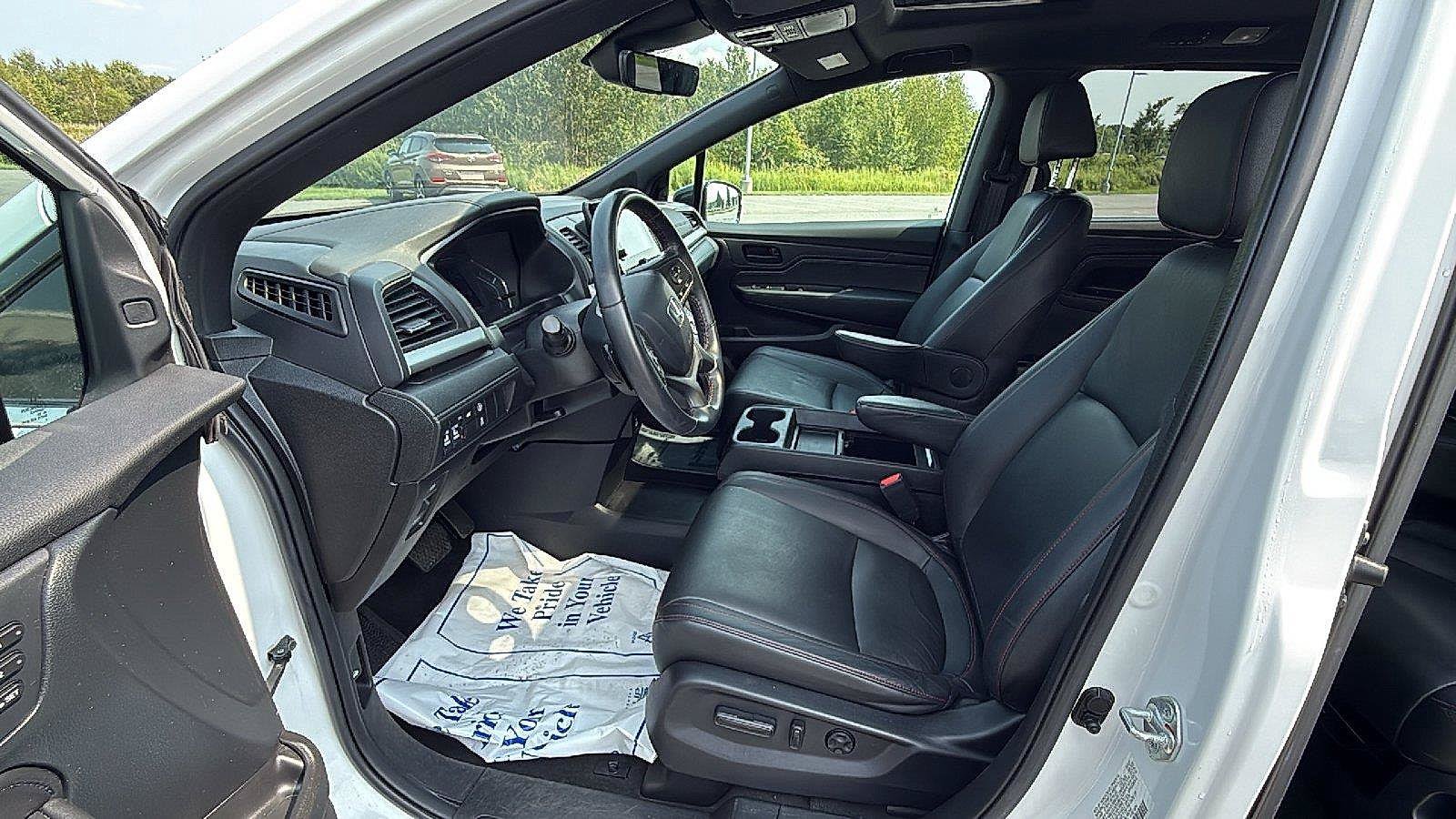 Used 2023 Honda Odyssey Sport image 26