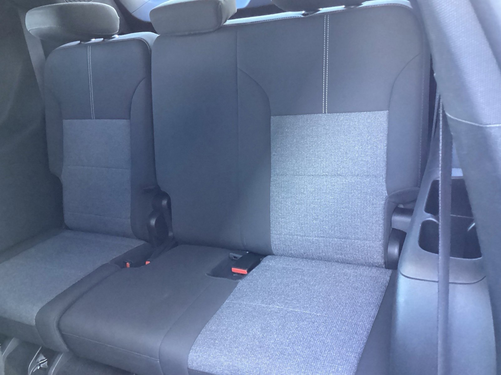 Used 2025 GMC Acadia Elevation image 14