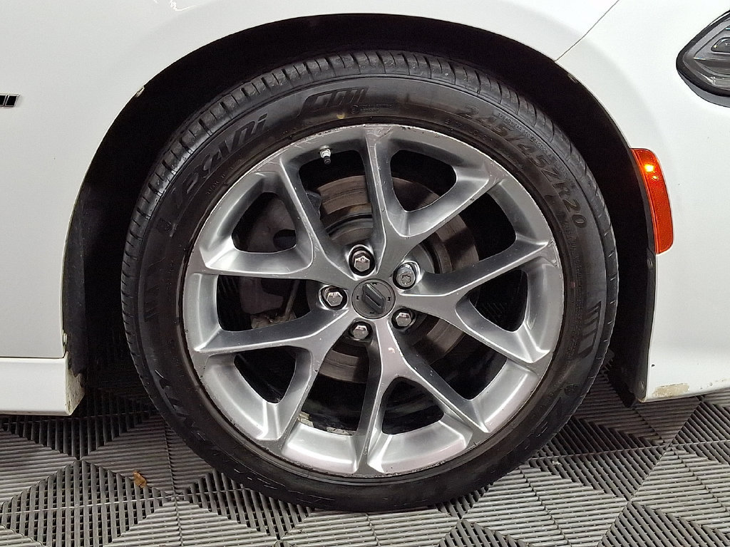 Used 2019 Dodge Charger R/T w/ Plus Group RWD image 11