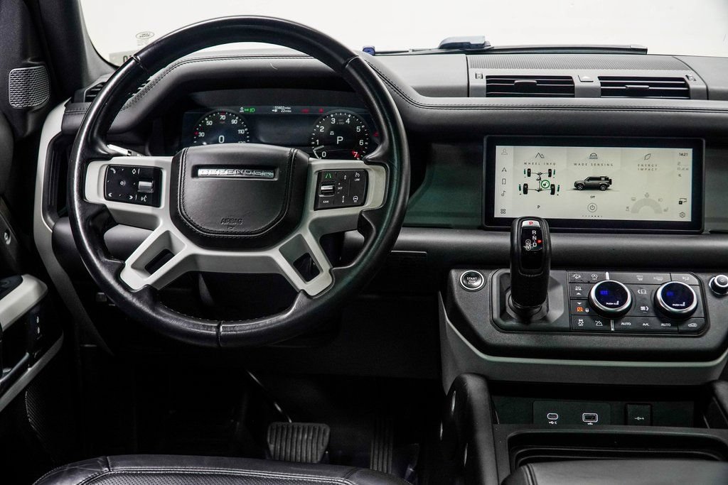 Used 2022 Land Rover Defender 110 XS Edition AWD/4WD image 16