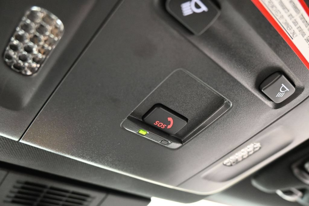Used 2026 Toyota Camry SE FWD image 27